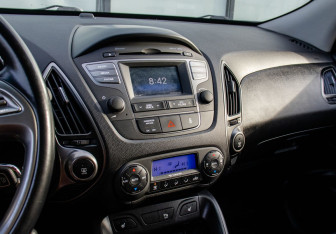 Подержанный автомобиль Hyundai ix35 2014 года (11 фото)