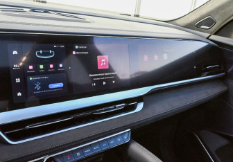 Подержанный автомобиль Geely Monjaro 2024 года (15 фото)