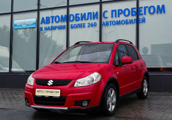 Подержанный автомобиль Suzuki SX4 Hatchback 2010 года (2 фото)