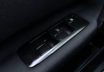 Подержанный автомобиль Nissan Qashqai 2013 года (11 фото)