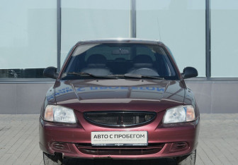 Подержанный автомобиль Hyundai Accent Sedan 2008 года (8 фото)