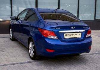 Подержанный автомобиль Hyundai Solaris Sedan 2011 года (3 фото)