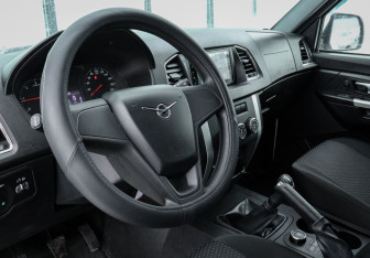 Подержанный автомобиль УАЗ Patriot 2017 года (9 фото)