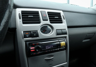 Подержанный автомобиль LADA (ВАЗ) Priora Sedan 2010 года (12 фото)