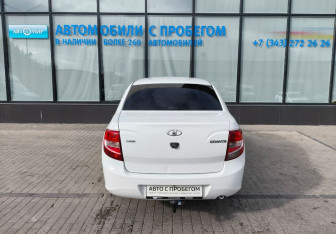 Подержанный автомобиль LADA (ВАЗ) Granta Sedan 2017 года (4 фото)