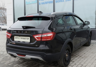 Подержанный автомобиль LADA (ВАЗ) Vesta Wagon 2019 года (5 фото)