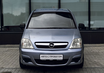 Подержанный автомобиль Opel Meriva 2007 года (8 фото)