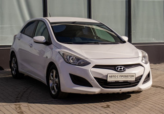 Подержанный автомобиль Hyundai i30 Hatchback 2013 года (7 фото)