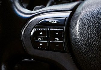 Подержанный автомобиль Honda Accord Sedan 2011 года (15 фото)