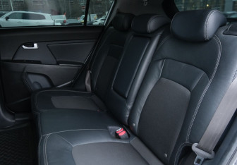 Подержанный автомобиль Kia Sportage 2015 года (20 фото)