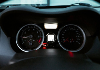 Подержанный автомобиль Renault Megane Sedan 2008 года (9 фото)