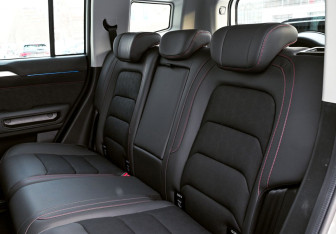 Подержанный автомобиль Jetour T2 2024 года (19 фото)