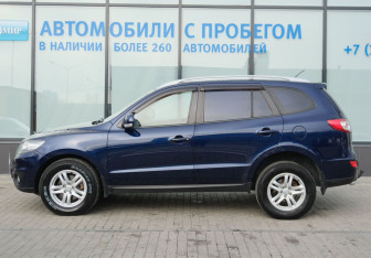Подержанный автомобиль Hyundai Santa Fe 2010 года (2 фото)