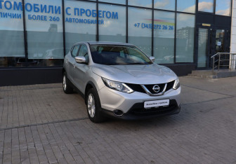 Подержанный автомобиль Nissan Qashqai 2018 года (7 фото)