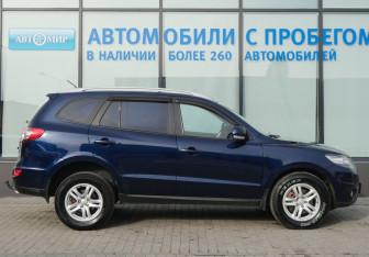 Подержанный автомобиль Hyundai Santa Fe 2010 года (6 фото)
