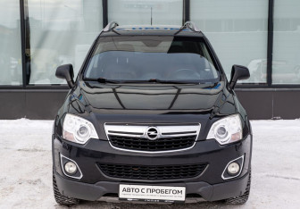 Подержанный автомобиль Opel Antara 2014 года (8 фото)