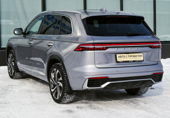 Подержанный автомобиль Geely Monjaro 2023 года (3 фото)