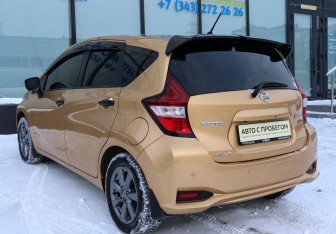 Подержанный автомобиль Nissan Note 2019 года (3 фото)
