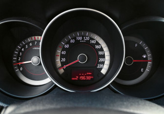 Подержанный автомобиль Kia Cerato Sedan 2012 года (17 фото)