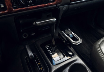 Подержанный автомобиль Jeep Grand Cherokee 1995 года (10 фото)