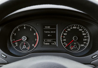 Подержанный автомобиль Volkswagen Jetta Sedan 2013 года (18 фото)