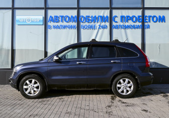 Подержанный автомобиль Honda CR-V 2008 года (2 фото)