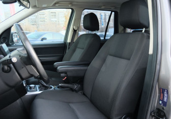 Подержанный автомобиль Land Rover Freelander 2009 года (16 фото)