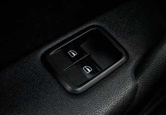 Подержанный автомобиль Skoda Yeti 2012 года (12 фото)