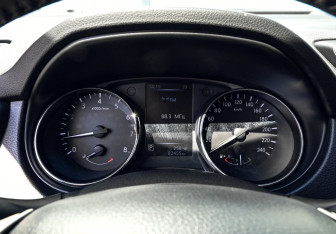 Подержанный автомобиль Nissan Qashqai 2018 года (9 фото)