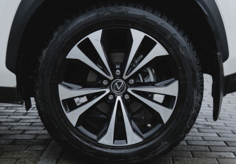 Подержанный автомобиль Lexus NX 2019 года (21 фото)