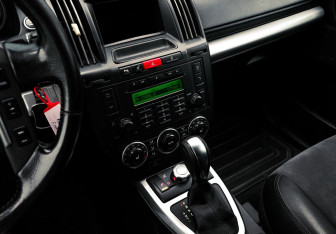 Подержанный автомобиль Land Rover Freelander 2008 года (9 фото)
