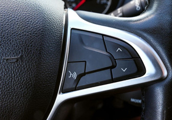 Подержанный автомобиль Renault Arkana 2019 года (14 фото)