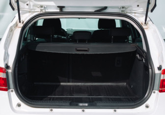 Подержанный автомобиль LADA (ВАЗ) Vesta Wagon 2018 года (16 фото)