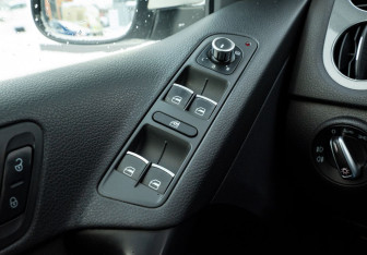 Подержанный автомобиль Volkswagen Tiguan 2013 года (11 фото)