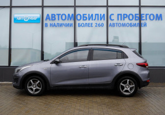 Подержанный автомобиль Kia Rio Hatchback 2017 года (2 фото)
