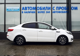 Подержанный автомобиль Kia Rio Sedan 2015 года (6 фото)