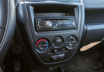 Подержанный автомобиль LADA (ВАЗ) Granta Liftback 2015 года (13 фото)