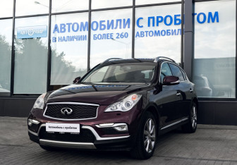 Подержанный автомобиль Infiniti QX50 2017 года (1 фото)