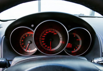 Подержанный автомобиль Mazda 3 Hatchback 2007 года (11 фото)