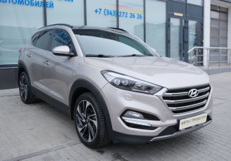 Подержанный автомобиль Hyundai Tucson 2016 года (7 фото)