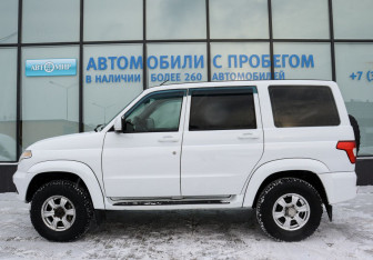 Подержанный автомобиль УАЗ Patriot 2017 года (2 фото)