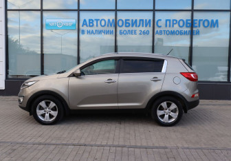 Подержанный автомобиль Kia Sportage 2010 года (2 фото)