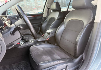 Подержанный автомобиль Skoda Superb Liftback 2012 года (9 фото)