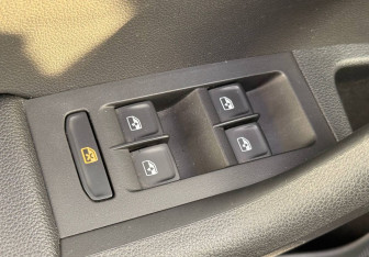 Подержанный автомобиль Skoda Octavia Liftback 2019 года (19 фото)