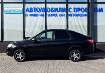 Подержанный автомобиль LADA (ВАЗ) Granta Liftback 2018 года (2 фото)