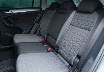 Подержанный автомобиль Volkswagen Tiguan 2021 года (18 фото)