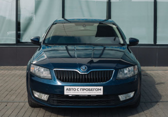 Подержанный автомобиль Skoda Octavia Liftback 2014 года (8 фото)