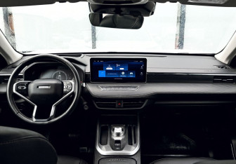 Подержанный автомобиль Haval Jolion 2023 года (17 фото)