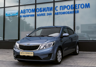 Подержанный автомобиль Kia Rio Sedan 2013 года (1 фото)