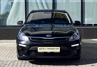 Подержанный автомобиль Kia Rio Sedan 2020 года (8 фото)